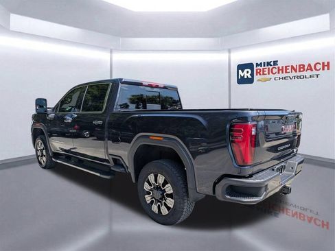 Used 2025 GMC Sierra 2500 Denali w/ Technology Package AWD/4WD image 6