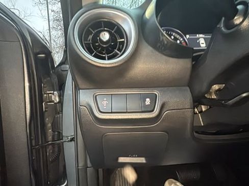 Used 2024 Kia Forte LXS image 14