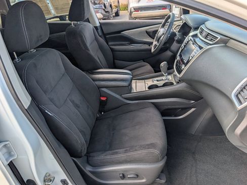 Used 2017 Nissan Murano SV w/ Cargo Package AWD/4WD image 8