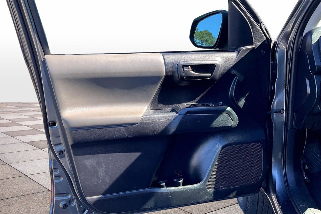 Used 2020 Toyota Tacoma SR w/ SR Convenience Package RWD image 24