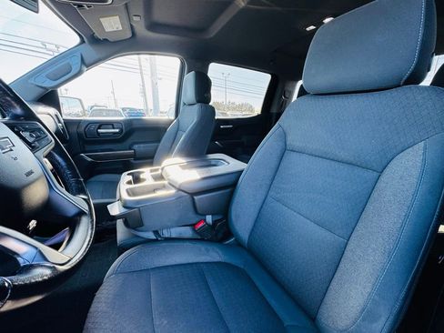 Used 2019 Chevrolet Silverado 1500 LT Trail Boss w/ Convenience Package image 9