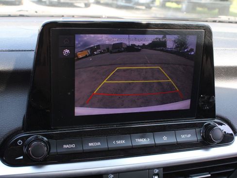 Used 2023 Kia Forte LXS w/ LXS Technology Package FWD image 14