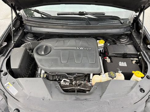 Used 2022 Jeep Cherokee Limited AWD/4WD image 38