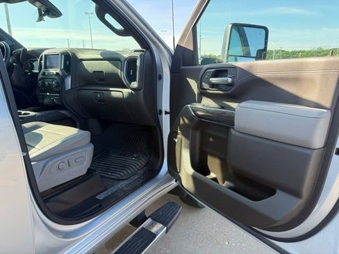 Used 2023 Chevrolet Silverado 3500 LTZ w/ LTZ Convenience Package AWD/4WD image 23