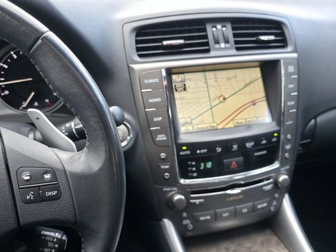 Used 2010 Lexus IS 250 AWD image 38