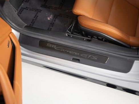 Certified 2026 Porsche 911 Carrera GTS RWD image 22