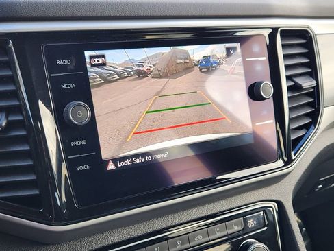 Used 2021 Volkswagen Atlas Cross Sport SEL Premium image 13