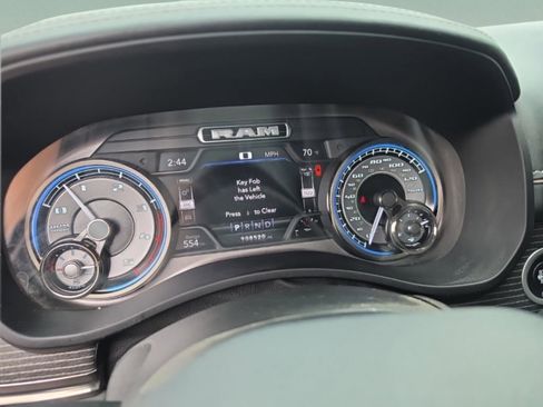 Used 2021 RAM 2500 Limited AWD/4WD image 17