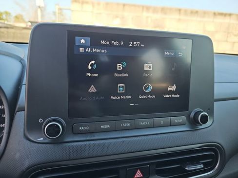 Used 2023 Hyundai Kona SEL image 24