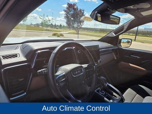 Used 2023 GMC Canyon AT4 w/ AT4 Premium Package AWD/4WD image 14