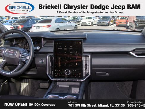 Used 2024 GMC Acadia Elevation image 20