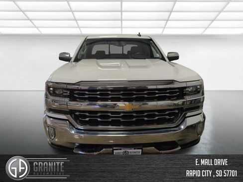 Used 2018 Chevrolet Silverado 1500 LTZ AWD/4WD image 9