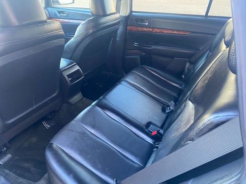 Used 2012 Subaru Outback 2.5i Limited image 14