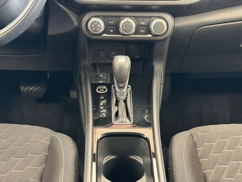 Used 2023 Nissan Kicks SV FWD image 17