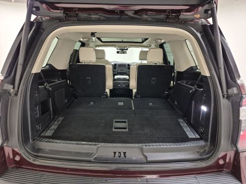 Used 2021 Ford Expedition Platinum image 37