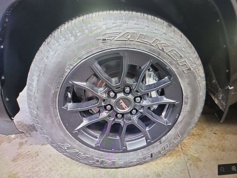 Used 2024 Toyota Sequoia Platinum w/ TRD Off-Road Package AWD/4WD image 18