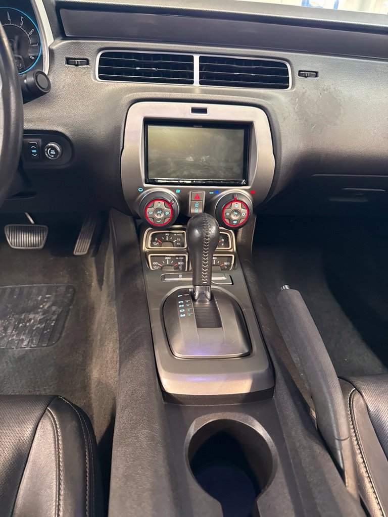 Used 2011 Chevrolet Camaro LT RWD image 7