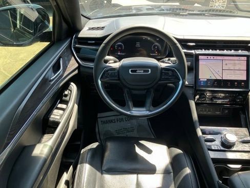 Used 2023 Jeep Grand Cherokee L Overland w/ Luxury Tech Group IV AWD/4WD image 22