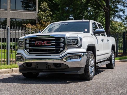 Used 2018 GMC Sierra 1500 SLT AWD/4WD image 2