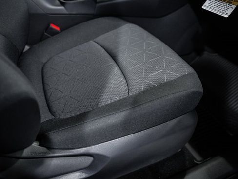 New 2025 Toyota RAV4 XLE image 28