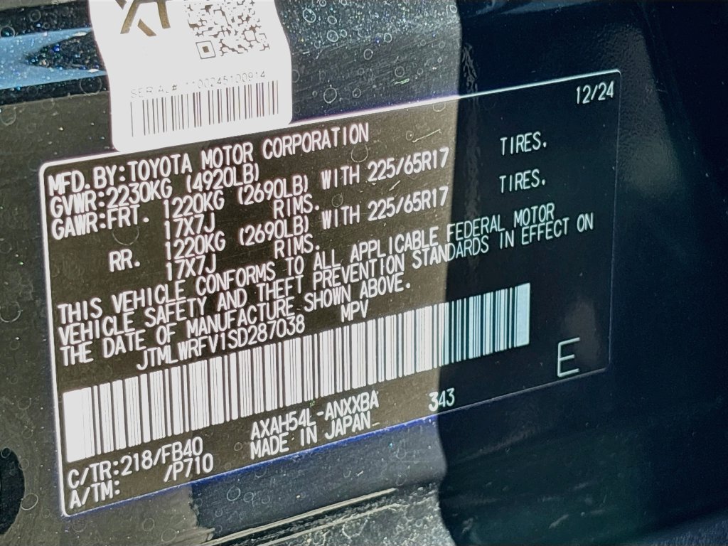 Used 2025 Toyota RAV4 LE AWD/4WD image 28