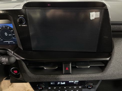 New 2026 Subaru Outback Premium image 22