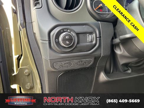 New 2026 Jeep Gladiator Mojave AWD/4WD image 7