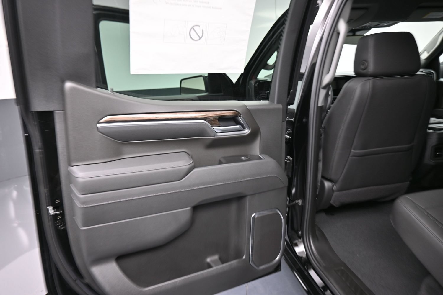 New 2026 Chevrolet Silverado 1500 RST w/ Safety Package AWD/4WD image 18