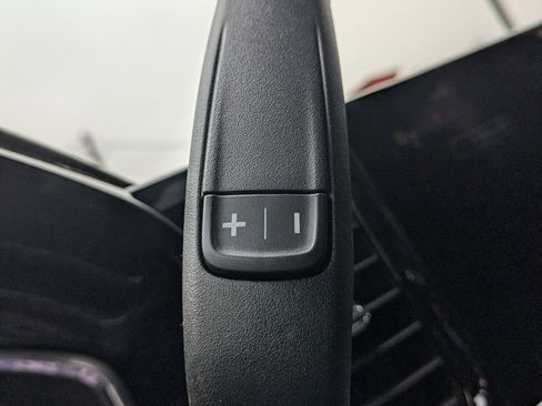 Used 2024 GMC Sierra 1500 Elevation image 13