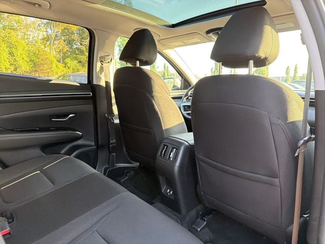 Used 2022 Hyundai Tucson SEL AWD/4WD image 15