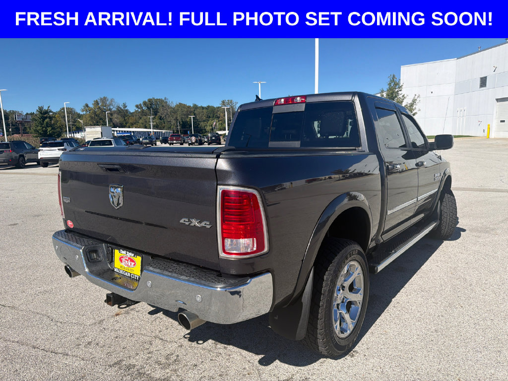 Used 2017 RAM 1500 Laramie w/ Convenience Group AWD/4WD image 3