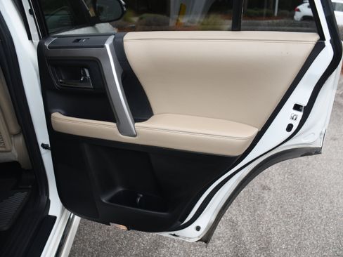 Used 2017 Toyota 4Runner Limited image 21