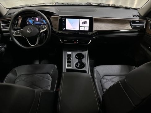 New 2026 Volkswagen Atlas SE image 25