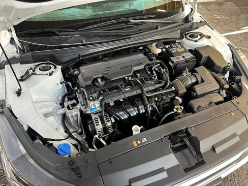 Used 2025 Kia K4 FWD image 27