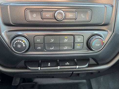 Used 2016 Chevrolet Silverado 2500 W/T image 28