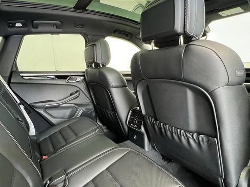 Used 2026 Porsche Macan S AWD/4WD image 16