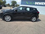 Used 2018 Nissan Rogue Sport S w/ S Appearance Package image 2