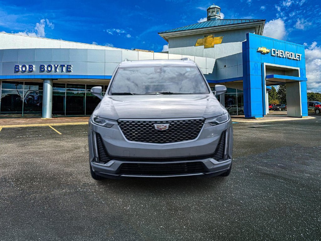Used 2024 Cadillac XT6 Premium Luxury w/ LPO, Floor Liner Package AWD/4WD image 10