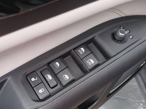 Used 2024 Jeep Compass Limited AWD/4WD image 15