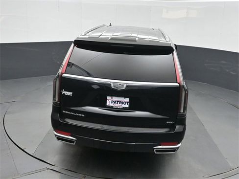 Used 2021 Cadillac Escalade ESV Premium Luxury Platinum image 34