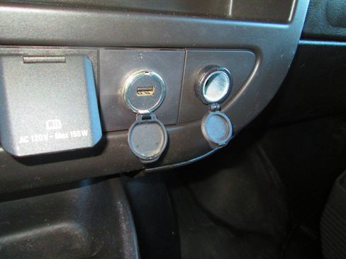 Used 2021 Chevrolet Express 3500 w/ Power Convenience Package image 17