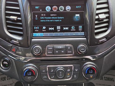 Used 2020 Chevrolet Impala Premier w/ Premier Convenience Package FWD image 31