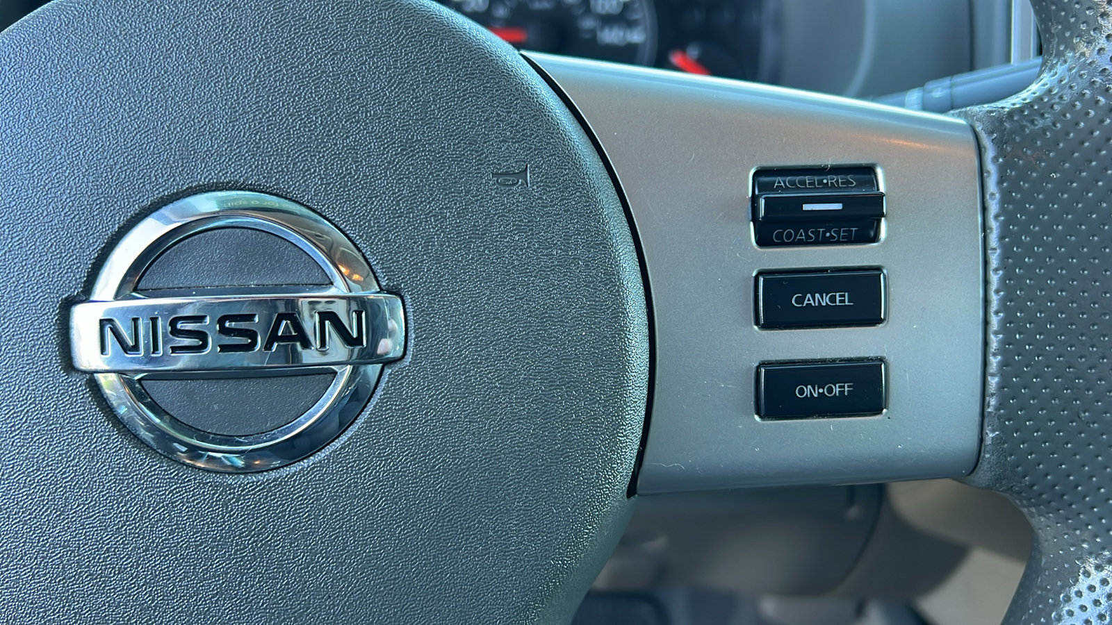 Used 2021 Nissan Frontier SV w/ Midnight Edition Floor Mats AWD/4WD image 23