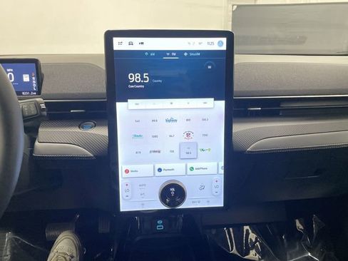 Used 2024 Ford Mustang Mach-E Select image 7