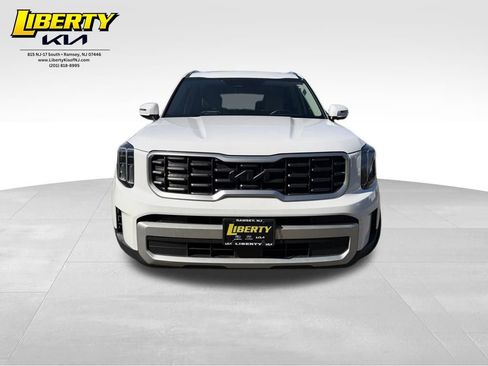 Used 2024 Kia Telluride S w/ S Sunroof Package AWD/4WD image 2