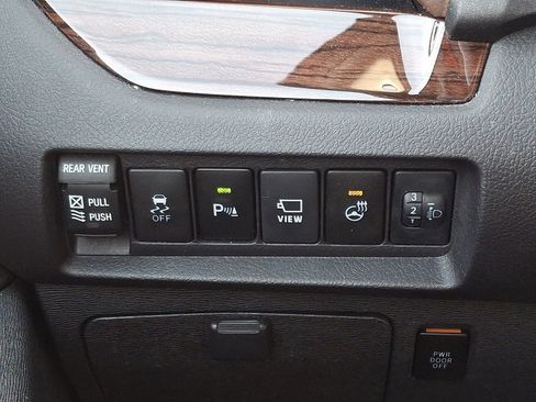 Certified 2020 Toyota Sienna Limited image 26