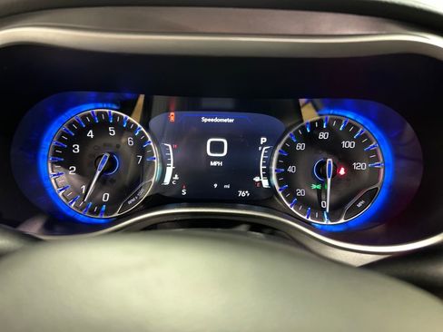 New 2026 Chrysler Voyager LX image 14