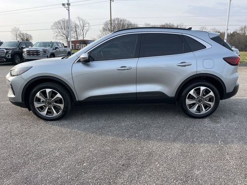 Used 2024 Ford Escape Platinum image 8