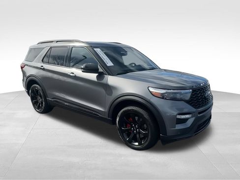 Used 2023 Ford Explorer ST w/ Equipment Group 401A AWD/4WD image 2