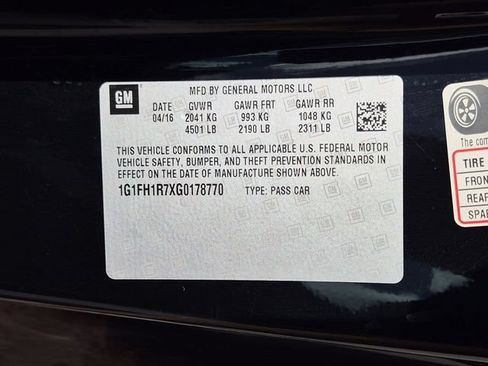 Used 2016 Chevrolet Camaro SS RWD image 29
